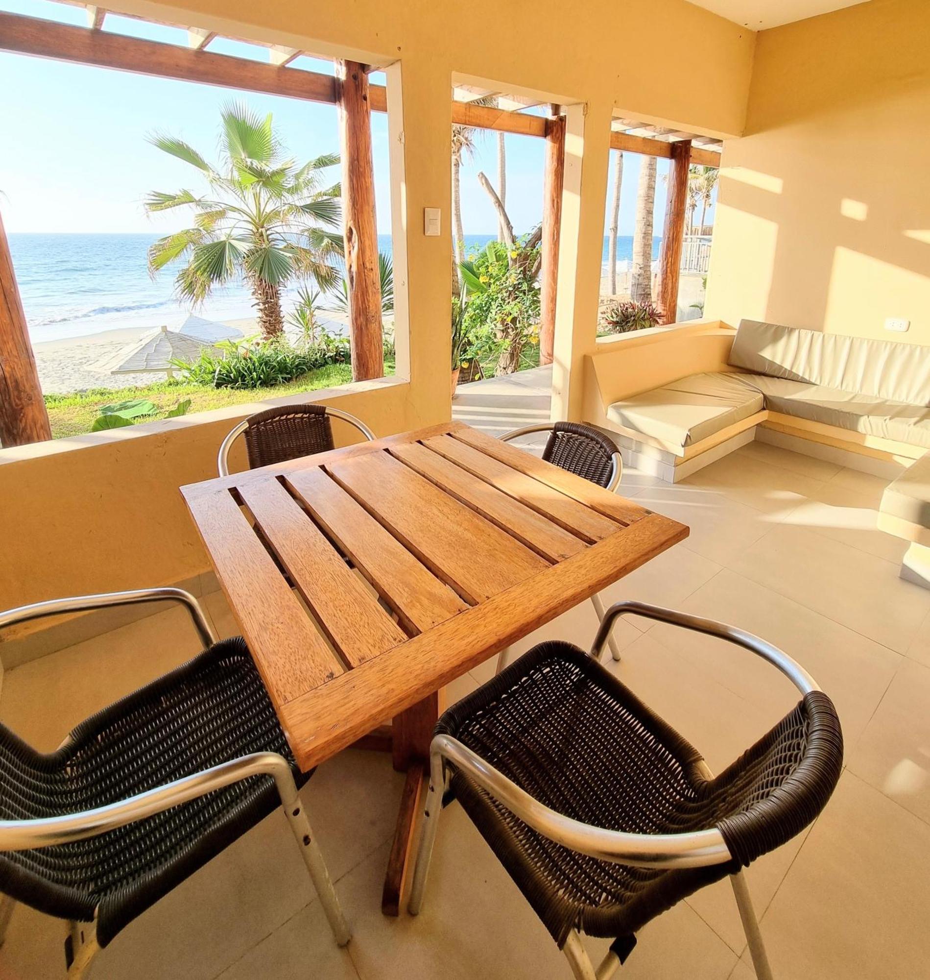 Mancora Beach Hotel (Adults Only) ภายนอก รูปภาพ